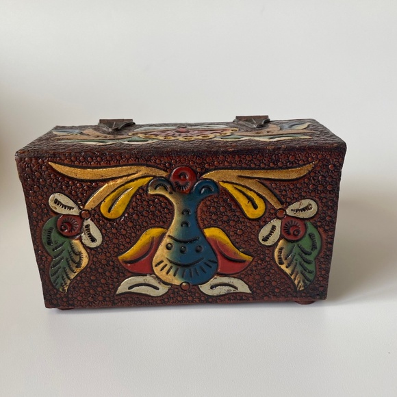 Vintage TOOLED LEATHER BOX with Drawers Leather on Wood Hand Painted Rare - Picture 7 of 10
